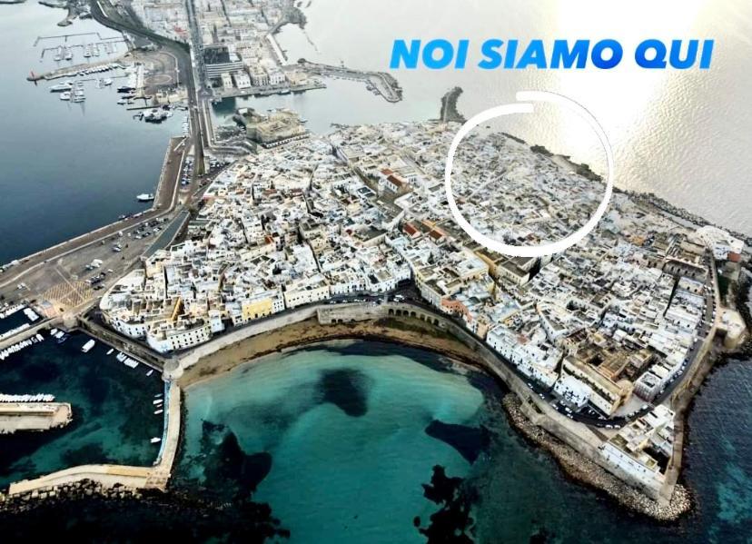 Corte Vico Palmisano Centro Storico Gallipoli Exterior foto